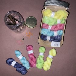 Swizzle Sticks * DK Treat Pack - 5 minis / 20g each - 100% Merino