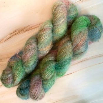 Throw Me Some Beads Flirt - 72% Kid Mohair / 28% Mulberry Silk