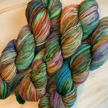 Throw Me Some Beads DK Squishy - 100% Merino - Image 3